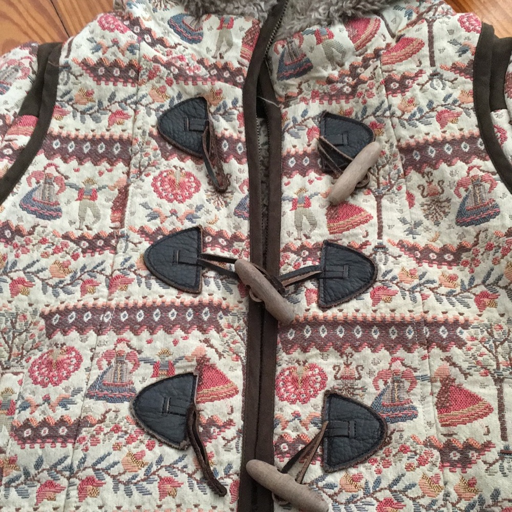 Short jacket - Picture 2 of 7